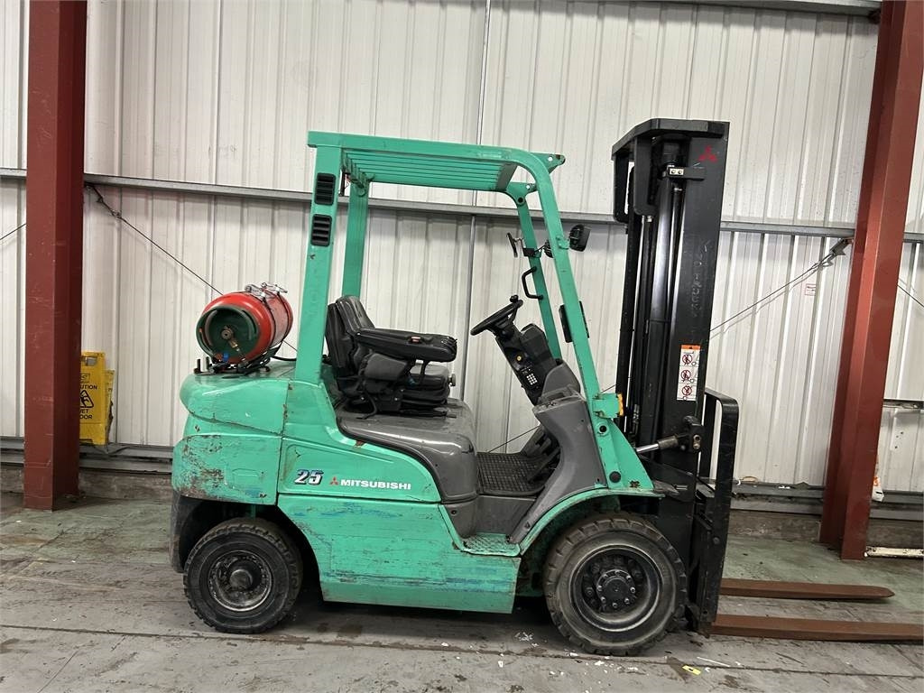 Mitsubishi FG25NT - Empilhadeira a gás: foto 5 Mitsubishi FG25NT - Empilhadeira a gás: foto 5