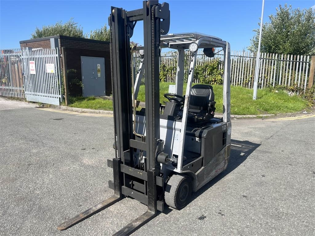 TCM A1N1L15H - Empilhadeira elétrica: foto 2 TCM A1N1L15H - Empilhadeira elétrica: foto 2