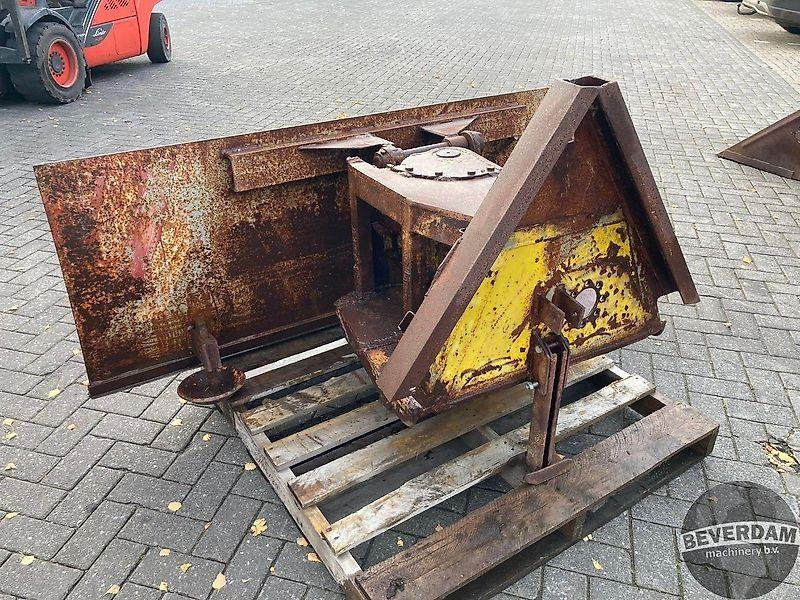 Trator Deutz-fahr Intrac 2004: foto 15