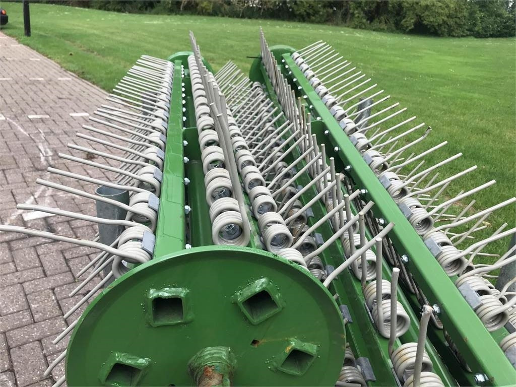 Krone Pick-up nieuw zonder beugels - Acessórios para Colhedora de forragem: foto 2 Krone Pick-up nieuw zonder beugels - Acessórios para Colhedora de forragem: foto 2