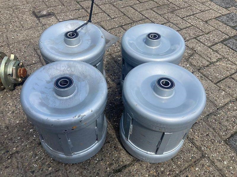 Krone diverse onderdelen - Gadanheira: foto 1 Krone diverse onderdelen - Gadanheira: foto 1