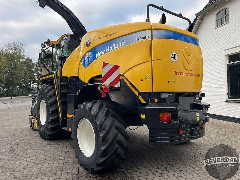 New Holland FR9090 - Máquina agrícola: foto 3 New Holland FR9090 - Máquina agrícola: foto 3