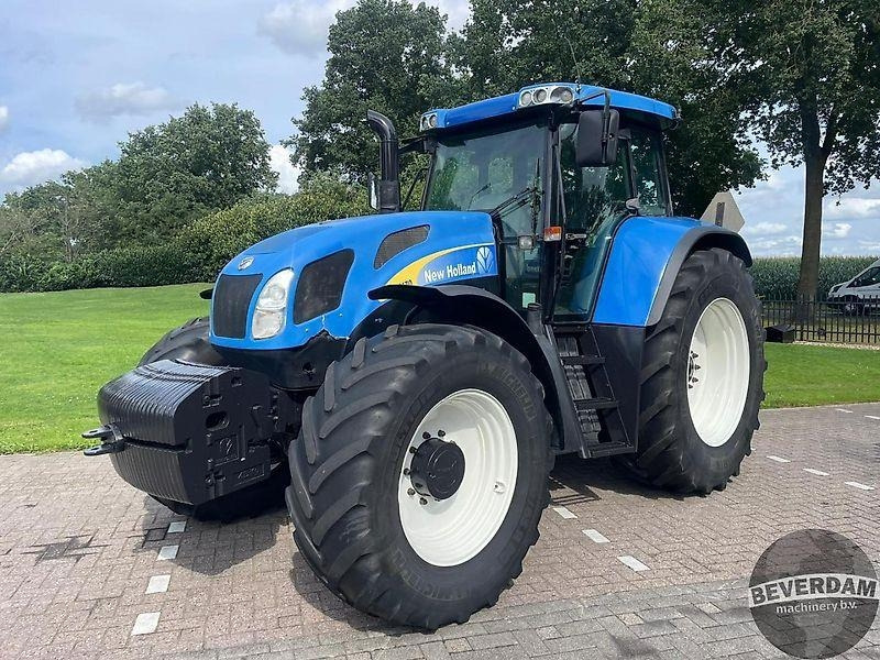 New Holland TVT 170 - Trator: foto 1 New Holland TVT 170 - Trator: foto 1
