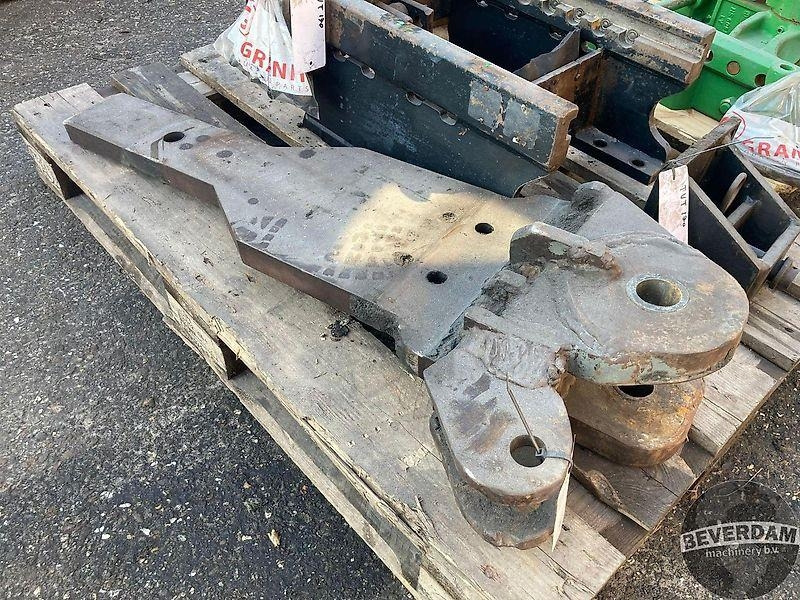 New Holland Trekhaakframe + trekhaken - Trator: foto 4 New Holland Trekhaakframe + trekhaken - Trator: foto 4