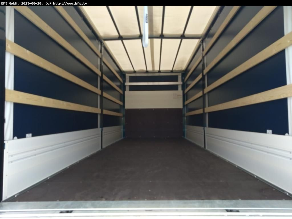 MAN TGL (TG3) 12.250 4x2 BL CH Plane und Spiegel, LB - Caminhão com lona: foto 4 MAN TGL (TG3) 12.250 4x2 BL CH Plane und Spiegel, LB - Caminhão com lona: foto 4
