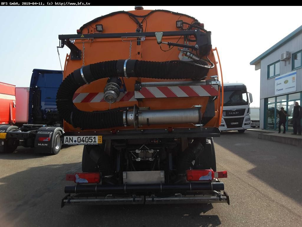 MAN TGS 18.360 4X2 LL Bucher OF 8000 RS beids. WK HD - Varredora urbana: foto 3 MAN TGS 18.360 4X2 LL Bucher OF 8000 RS beids. WK HD - Varredora urbana: foto 3