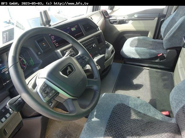 MAN TGS (TG3) 33.510 6x4 BL CH Loglift Holzladekran - Caminhão florestal: foto 4 MAN TGS (TG3) 33.510 6x4 BL CH Loglift Holzladekran - Caminhão florestal: foto 4