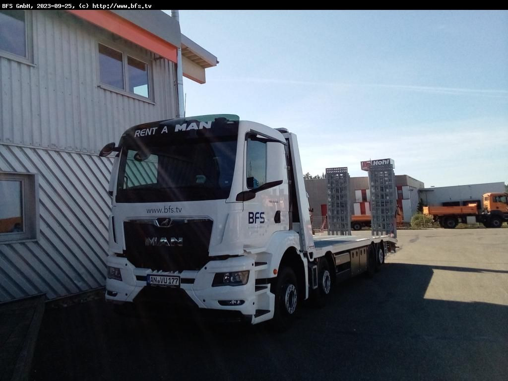 MAN TGS (TG3) 35.430 8x2-6 BL CH NN, Plattform Aufba - Caminhão reboque: foto 1 MAN TGS (TG3) 35.430 8x2-6 BL CH NN, Plattform Aufba - Caminhão reboque: foto 1