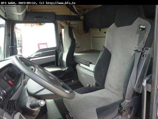 MAN TGX 26.510 6x4 BL Kurzholz, Sicherheitspaket Plu - Caminhão florestal: foto 4 MAN TGX 26.510 6x4 BL Kurzholz, Sicherheitspaket Plu - Caminhão florestal: foto 4
