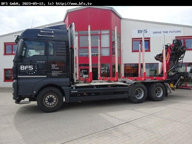 MAN TGX 26.510 6x4 BL Kurzholz, Sicherheitspaket Plu - Caminhão florestal: foto 2 MAN TGX 26.510 6x4 BL Kurzholz, Sicherheitspaket Plu - Caminhão florestal: foto 2