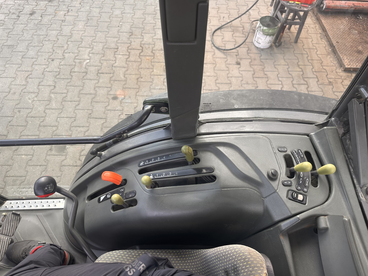Locação de CLAAS NECTIS 257F CLAAS NECTIS 257F: foto 9