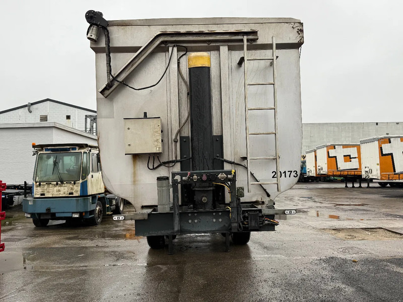 D-Tec KTG-01 - Semireboque basculante: foto 2 D-Tec KTG-01 - Semireboque basculante: foto 2