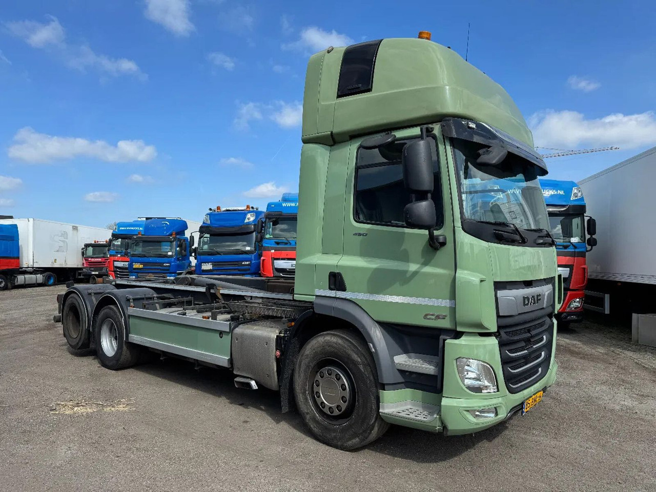 Caminhão polibenne DAF CF 450 6X2 EURO 6 VDL 21T HOOK LIFTING AXLE: foto 8