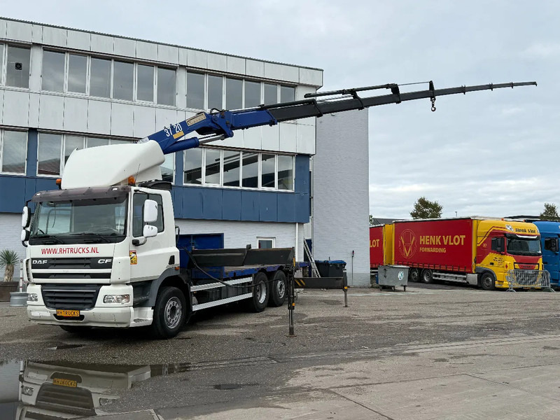 DAF CF 85 6X2 EURO 5 + HMF 37 TON/M + REMOTE CONTROL - Camião de caixa aberta/ Plataforma, Caminhão grua: foto 1 DAF CF 85 6X2 EURO 5 + HMF 37 TON/M + REMOTE CONTROL - Camião de caixa aberta/ Plataforma, Caminhão grua: foto 1