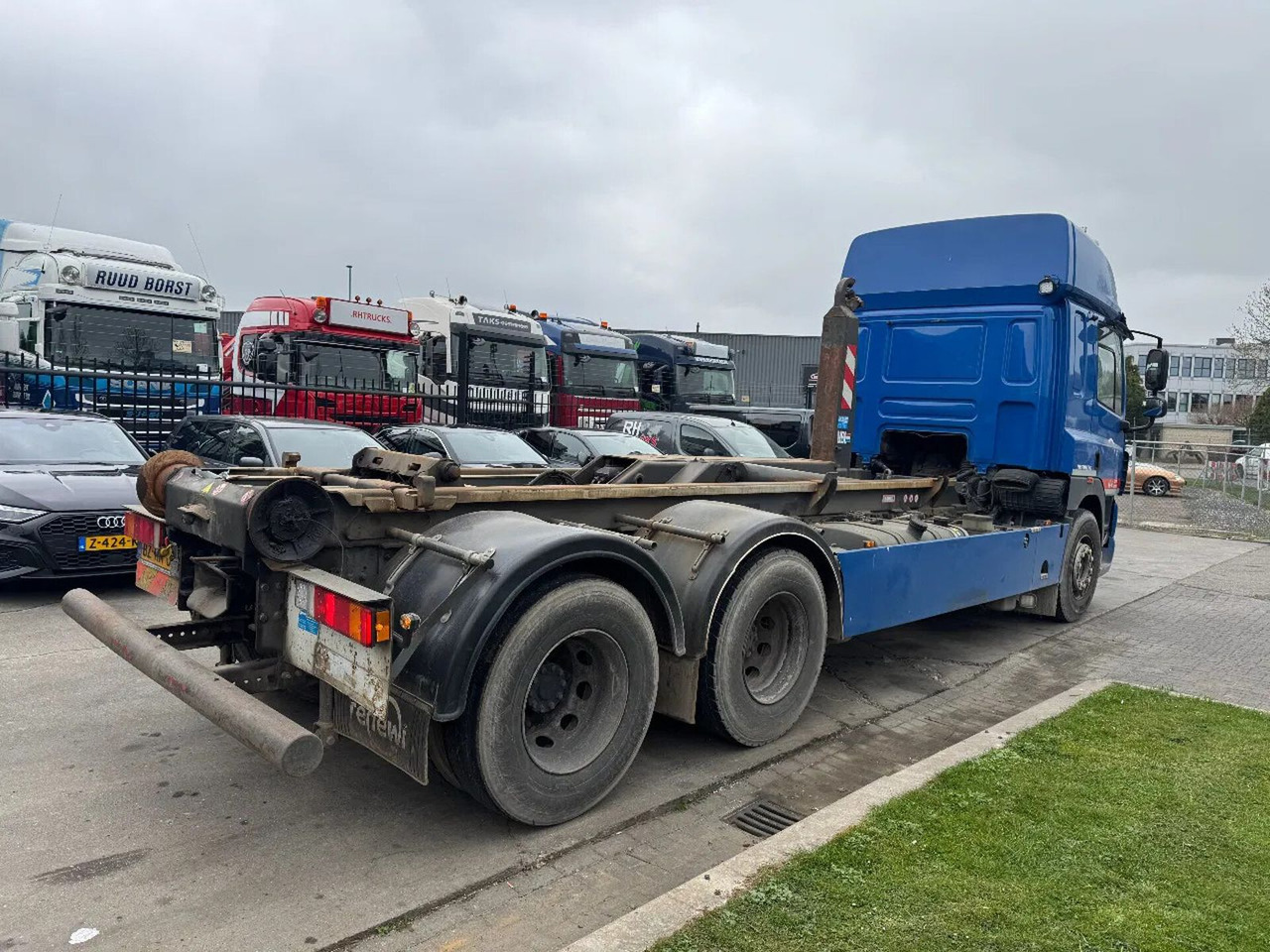 Caminhão polibenne DAF CF 85 6X2 - EURO 5 + VDL HOOK + LIFT AXLE + TÜV: foto 10
