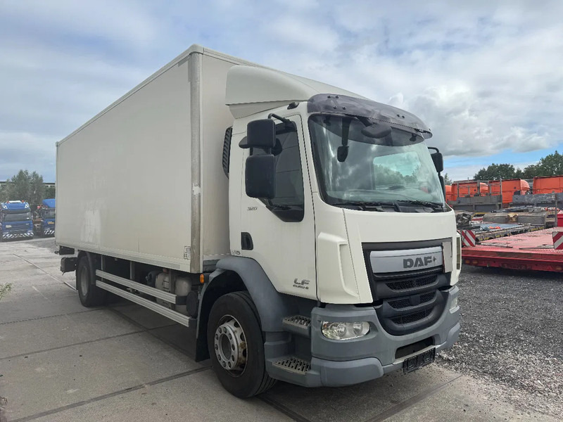DAF LF 320 4X2 EURO 6 DHOLLANDIA LIFT BOX - Caminhão furgão: foto 3 DAF LF 320 4X2 EURO 6 DHOLLANDIA LIFT BOX - Caminhão furgão: foto 3