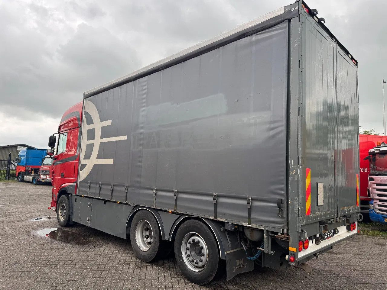 DAF XF 480 6X2 EURO 6 2018AUTOMATIC DAF XF 480 6X2 EURO 6 2018 AUTOMATIC - Caminhão com lona: foto 5 DAF XF 480 6X2 EURO 6 2018AUTOMATIC DAF XF 480 6X2 EURO 6 2018 AUTOMATIC - Caminhão com lona: foto 5