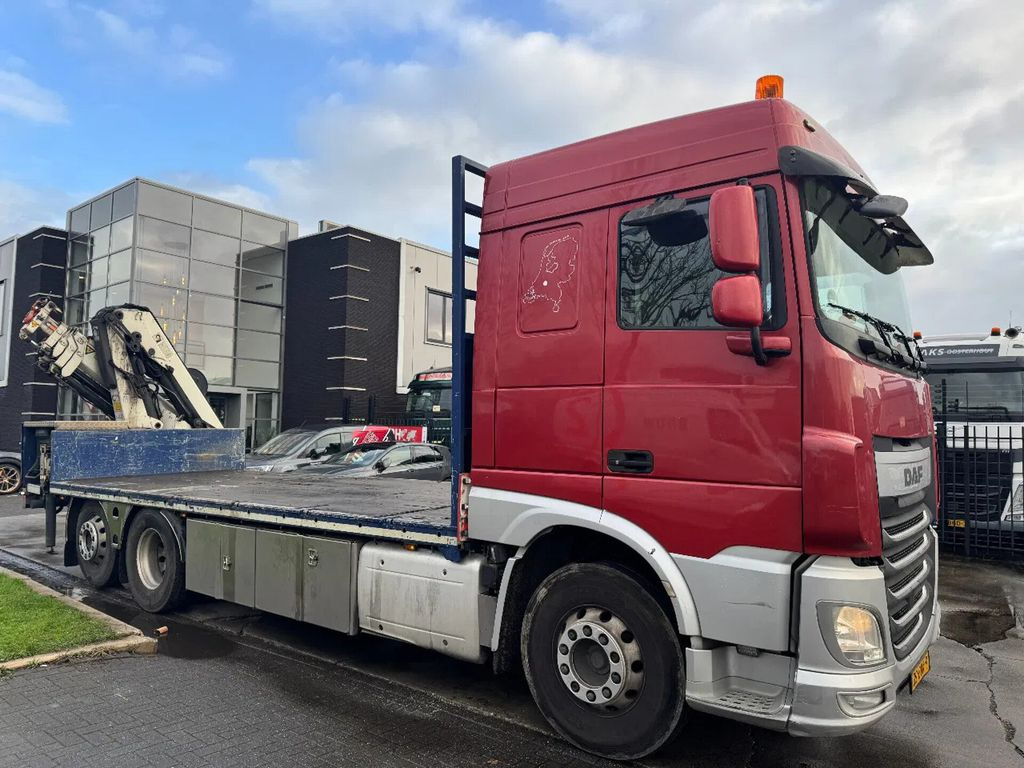 DAF XF 510 6X2 EURO 6 + HIAB 166 HI PRO + REMOTE CON - Camião de caixa aberta/ Plataforma, Caminhão grua: foto 5 DAF XF 510 6X2 EURO 6 + HIAB 166 HI PRO + REMOTE CON - Camião de caixa aberta/ Plataforma, Caminhão grua: foto 5