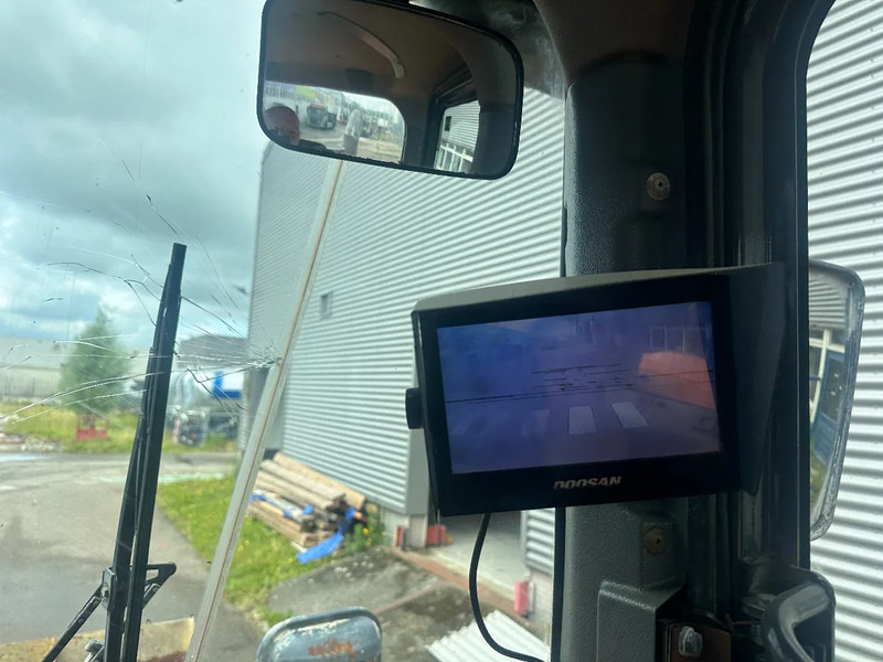 Carregadeira Doosan DL 200 4X4, CE, 6117 HOURS: foto 12