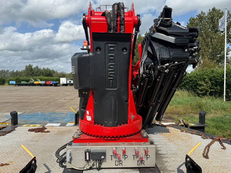 FASSI 8 x HYDR + 3 X MANUEL, REMOTE CONTROLE, WINCH 5630 KG, WITH SEPARATE BOX WITH HYDROVEN POWERPACK 30KW AND OIL TANK. F1950RAF 2. - Lança: foto 5 FASSI 8 x HYDR + 3 X MANUEL, REMOTE CONTROLE, WINCH 5630 KG, WITH SEPARATE BOX WITH HYDROVEN POWERPACK 30KW AND OIL TANK. F1950RAF 2. - Lança: foto 5