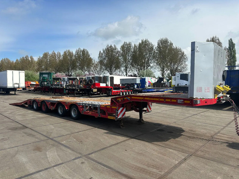 Faymonville F-S44-1AAA 4 AXLE, 2 STEERING AXLE, 7.9 METER EXTENADABLE DOUBLE RAMPS - Semireboque baixa: foto 3 Faymonville F-S44-1AAA 4 AXLE, 2 STEERING AXLE, 7.9 METER EXTENADABLE DOUBLE RAMPS - Semireboque baixa: foto 3
