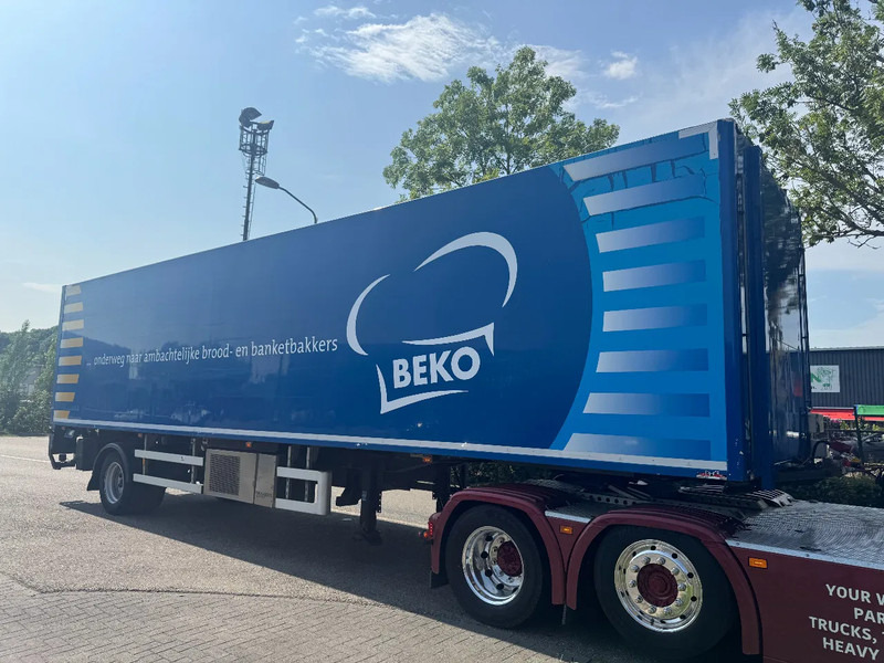 HRD NTS - BPW AXLE + CARRIER COOLING - Semireboque frigorífico: foto 1 HRD NTS - BPW AXLE + CARRIER COOLING - Semireboque frigorífico: foto 1