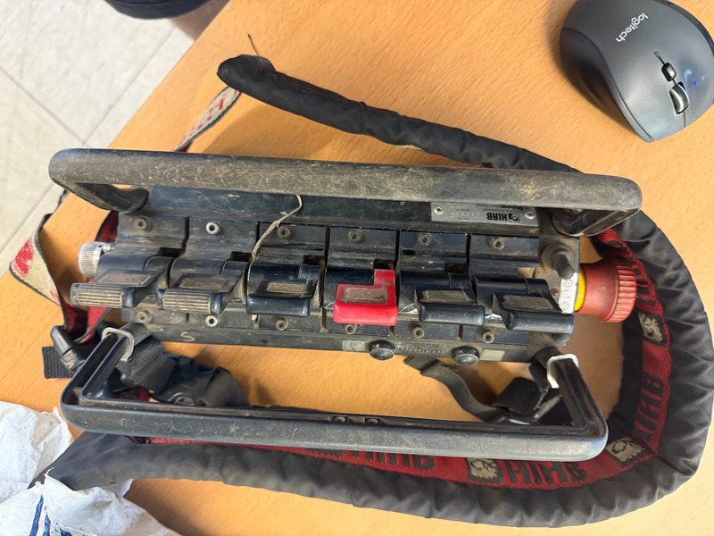 Hiab R330-F4 REMOTE CONTROLE AN STAMPS, HATZ MOTOR - Lança: foto 4 Hiab R330-F4 REMOTE CONTROLE AN STAMPS, HATZ MOTOR - Lança: foto 4