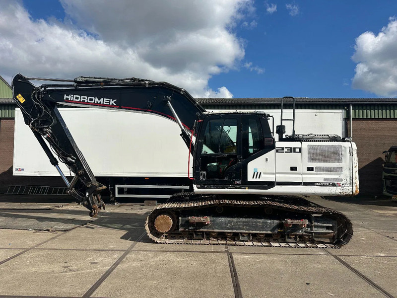 Hidromek HMK 230 LC-4, CE, 600 MM PADS, AUX PIPING, REVERSE CAMERA , AUTO LUB AC - Escavadora de rastos: foto 1 Hidromek HMK 230 LC-4, CE, 600 MM PADS, AUX PIPING, REVERSE CAMERA , AUTO LUB AC - Escavadora de rastos: foto 1