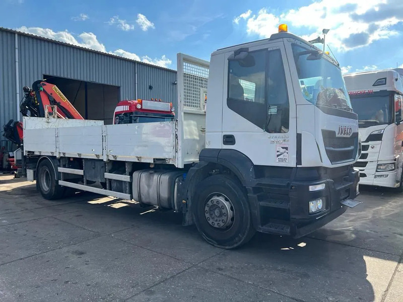 Iveco Stralis 310 PALFINGER PK14002 - MOTOR DEFECT - Camião de caixa aberta/ Plataforma, Caminhão grua: foto 3 Iveco Stralis 310 PALFINGER PK14002 - MOTOR DEFECT - Camião de caixa aberta/ Plataforma, Caminhão grua: foto 3