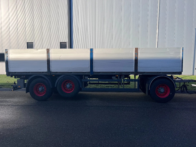 KEL-BERG 3 AXLE - OPEN BOX 7,55 METER + LIFTING AXLE - Reboque plataforma/ Caixa aberta: foto 2 KEL-BERG 3 AXLE - OPEN BOX 7,55 METER + LIFTING AXLE - Reboque plataforma/ Caixa aberta: foto 2