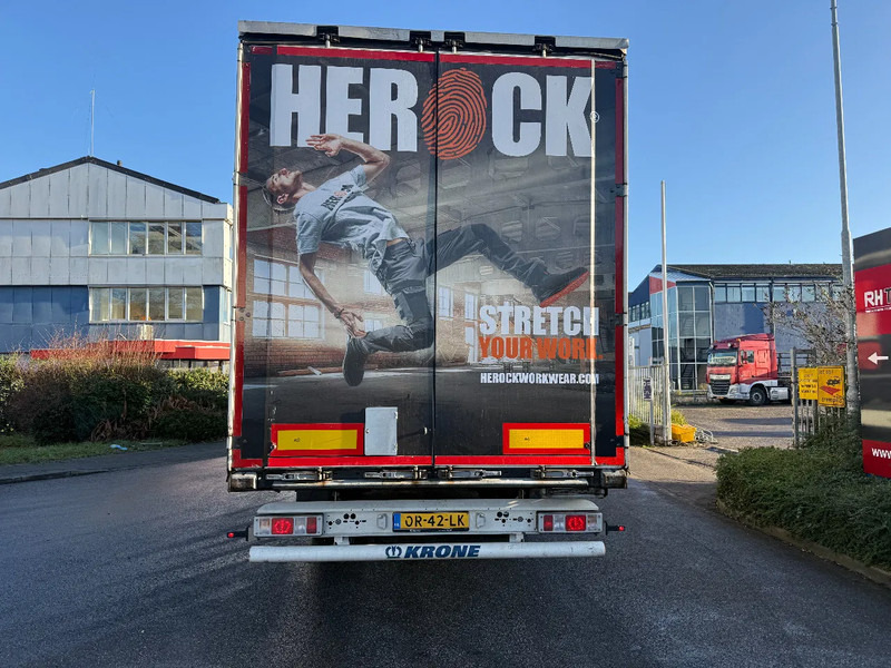 Krone SD - 3 AXLE + ALU BORDEN + SLIDING ROOF - Semi-reboque de lona: foto 4 Krone SD - 3 AXLE + ALU BORDEN + SLIDING ROOF - Semi-reboque de lona: foto 4