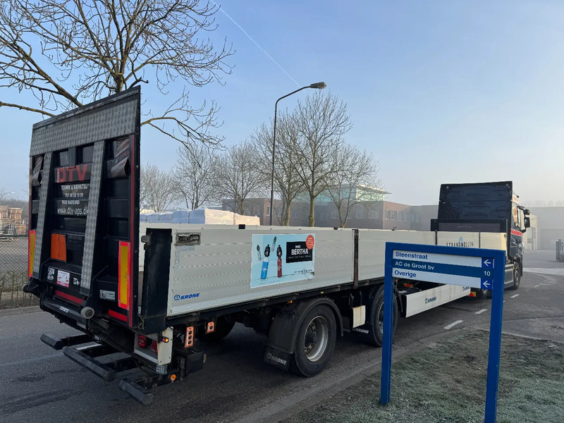 Krone SZ - 2 AXLE BPW + STEERING + ZEPRO Z 2500-150 MA LIFT - Semi-reboque plataforma/ Caixa aberta: foto 2 Krone SZ - 2 AXLE BPW + STEERING + ZEPRO Z 2500-150 MA LIFT - Semi-reboque plataforma/ Caixa aberta: foto 2