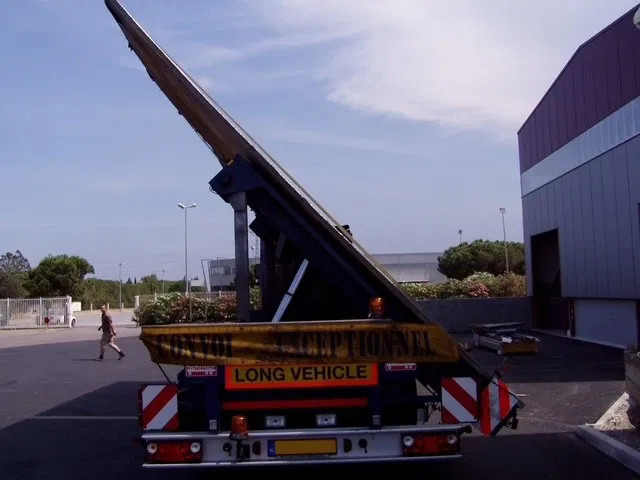 Lecitrailer 3E20 - Semi-reboque plataforma/ Caixa aberta: foto 2 Lecitrailer 3E20 - Semi-reboque plataforma/ Caixa aberta: foto 2