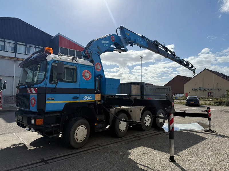 MAN 33.463 33-463 8x4 met 62 effer kraan 6x uitschuifbaar - Caminhão grua: foto 2 MAN 33.463 33-463 8x4 met 62 effer kraan 6x uitschuifbaar - Caminhão grua: foto 2