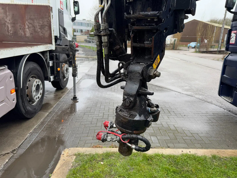 Locação de Renault C430 8X4 - EURO 6 + HIAB 288 E-5 + JIB 70X-4 + REMOTE + FULL STEEL SUSP. TÜV TILL 12-2025 Renault C430 8X4 - EURO 6 + HIAB 288 E-5 + JIB 70X-4 + REMOTE + FULL STEEL SUSP. TÜV TILL 12-2025: foto 19