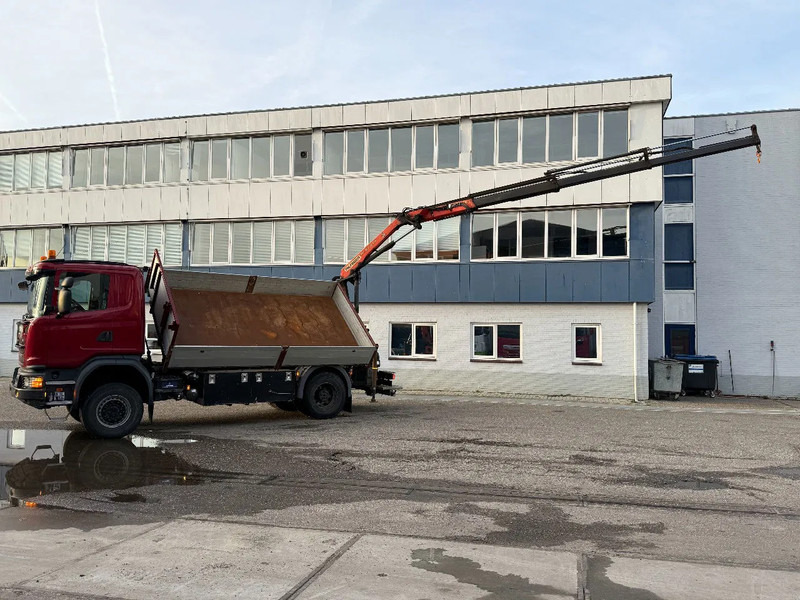 Scania G370 4X4 EURO 6 + 3-SIDE TIPPER + PALFINGER PK9002 + REMOTE - Caminhão grua: foto 3 Scania G370 4X4 EURO 6 + 3-SIDE TIPPER + PALFINGER PK9002 + REMOTE - Caminhão grua: foto 3