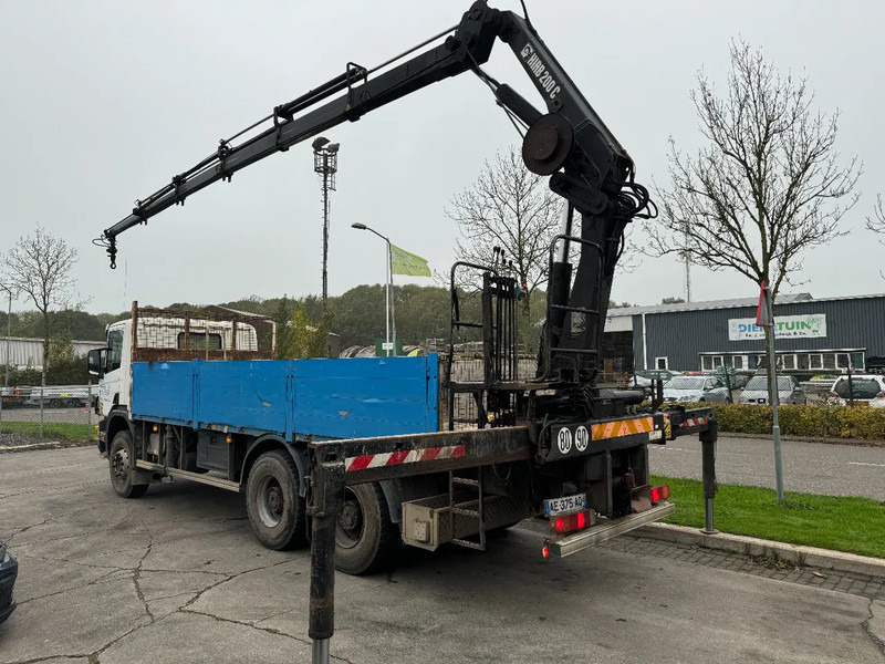 Camião de caixa aberta/ Plataforma, Caminhão grua Scania P124-360 6X4 EURO 2 HIAB 200 C-5 ALL 2000: foto 6