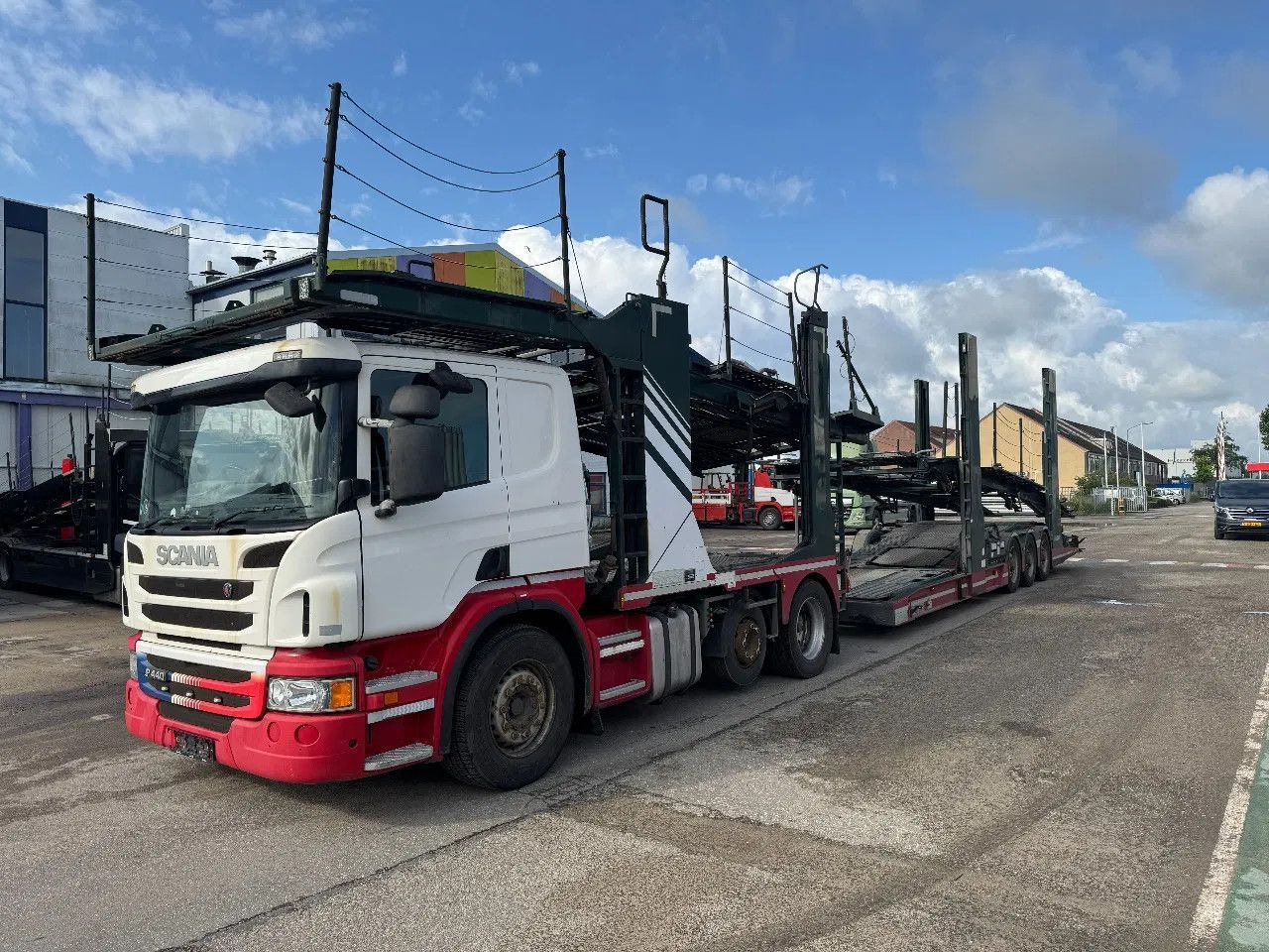 Scania P440 6X2 HUNWICK CAR TRANSPORT RHD - Caminhão transporte de veículos: foto 2 Scania P440 6X2 HUNWICK CAR TRANSPORT RHD - Caminhão transporte de veículos: foto 2