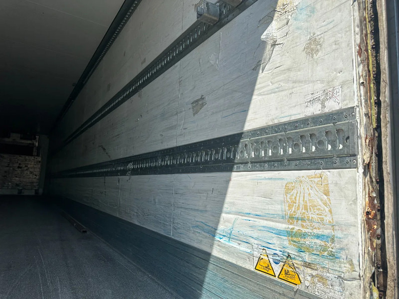Semireboque frigorífico Schmitz Cargobull PRICES FROM €6950 TO €9950,- 40 X CARRIER 1850 MT D/E SAF AXELS: foto 10 Semireboque frigorífico Schmitz Cargobull PRICES FROM €6950 TO €9950,- 40 X CARRIER 1850 MT D/E SAF AXELS: foto 10