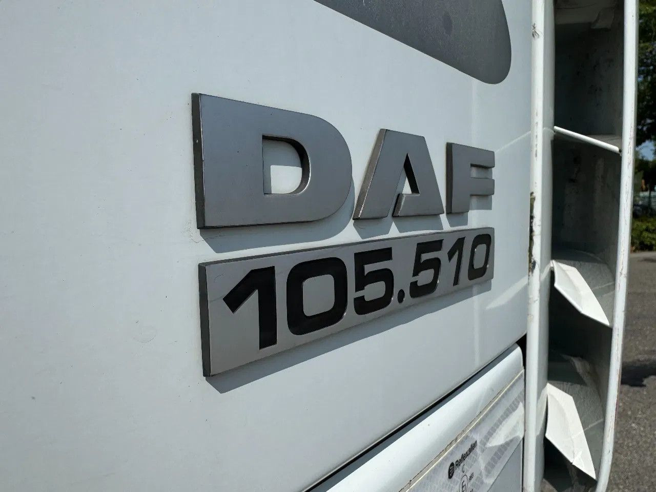 DAF XF 105.510 4X2 SKIRTS ADR RETARDER STANDKLIMA - Tractor: foto 5 DAF XF 105.510 4X2 SKIRTS ADR RETARDER STANDKLIMA - Tractor: foto 5