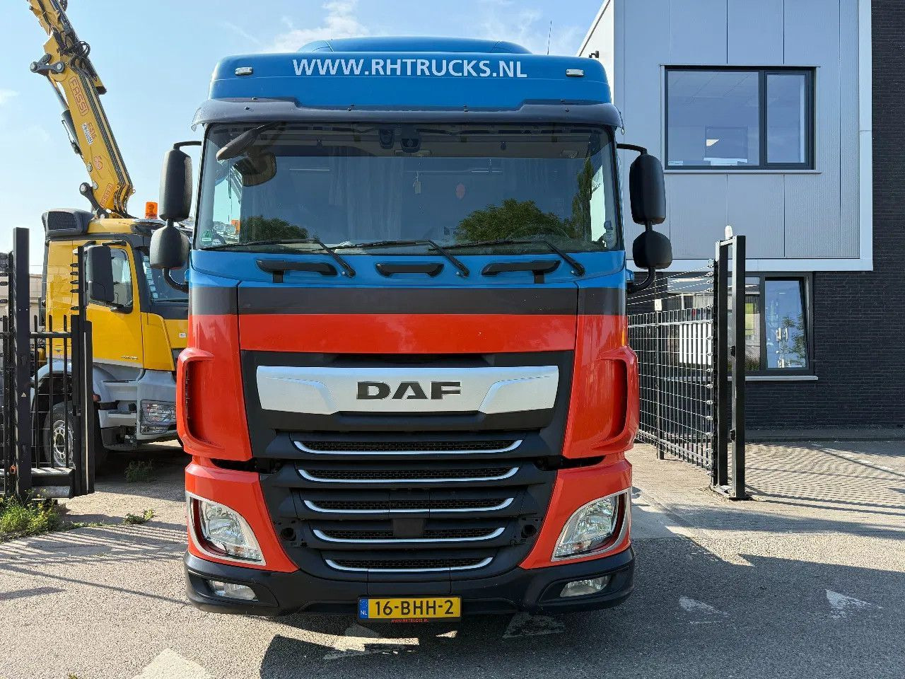DAF XF 440 4X2 ENGINE RUNNING BUT TICKING! - Tractor: foto 3 DAF XF 440 4X2 ENGINE RUNNING BUT TICKING! - Tractor: foto 3