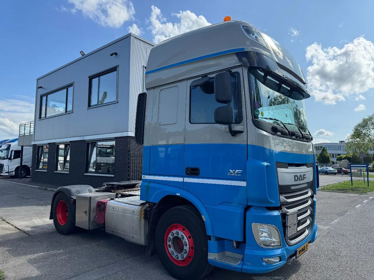 DAF XF 440 4X2 - EURO 6 + ADR + TÜV 12-2025 - Tractor: foto 3 DAF XF 440 4X2 - EURO 6 + ADR + TÜV 12-2025 - Tractor: foto 3
