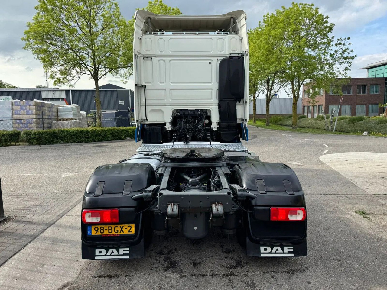 DAF XF 440 4X2 EURO 6 SPOILERS HOLLAND TRUCK - Tractor: foto 5 DAF XF 440 4X2 EURO 6 SPOILERS HOLLAND TRUCK - Tractor: foto 5