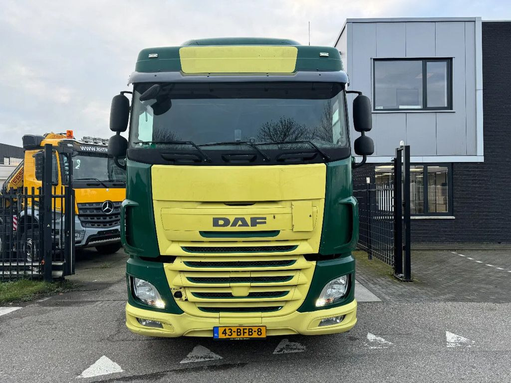 DAF XF 460 4X2 SKIRTS SPOILERS EURO 6 TÜV TILL 06-20 - Tractor: foto 2 DAF XF 460 4X2 SKIRTS SPOILERS EURO 6 TÜV TILL 06-20 - Tractor: foto 2
