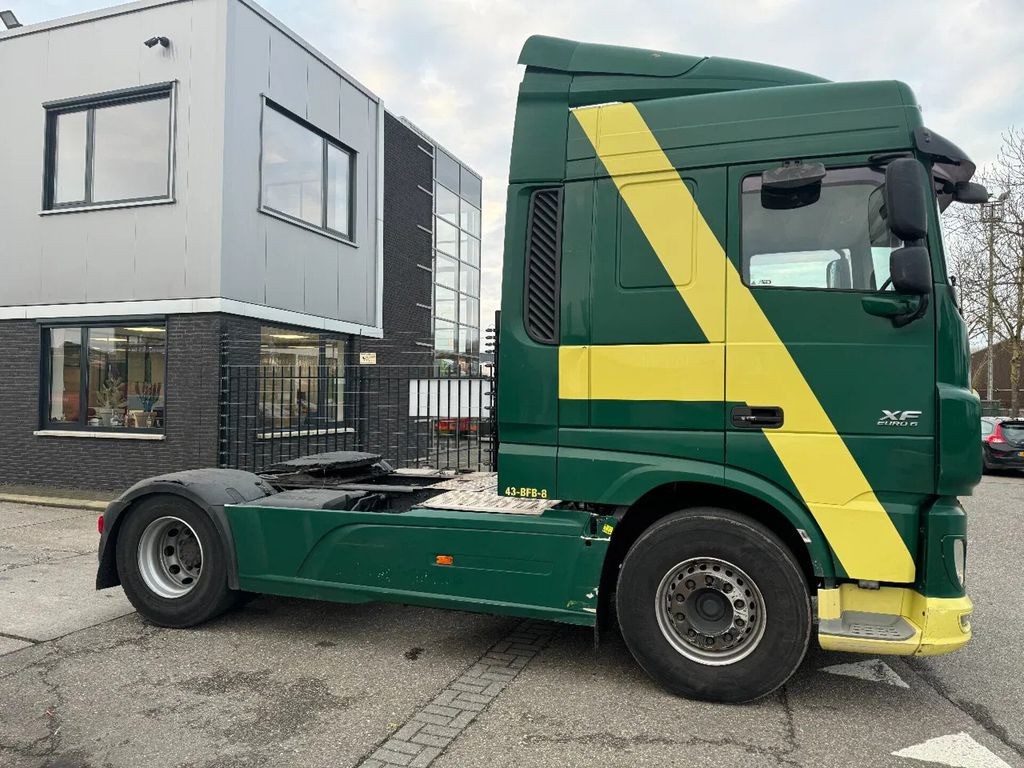 DAF XF 460 4X2 SKIRTS SPOILERS EURO 6 TÜV TILL 06-20 - Tractor: foto 5 DAF XF 460 4X2 SKIRTS SPOILERS EURO 6 TÜV TILL 06-20 - Tractor: foto 5