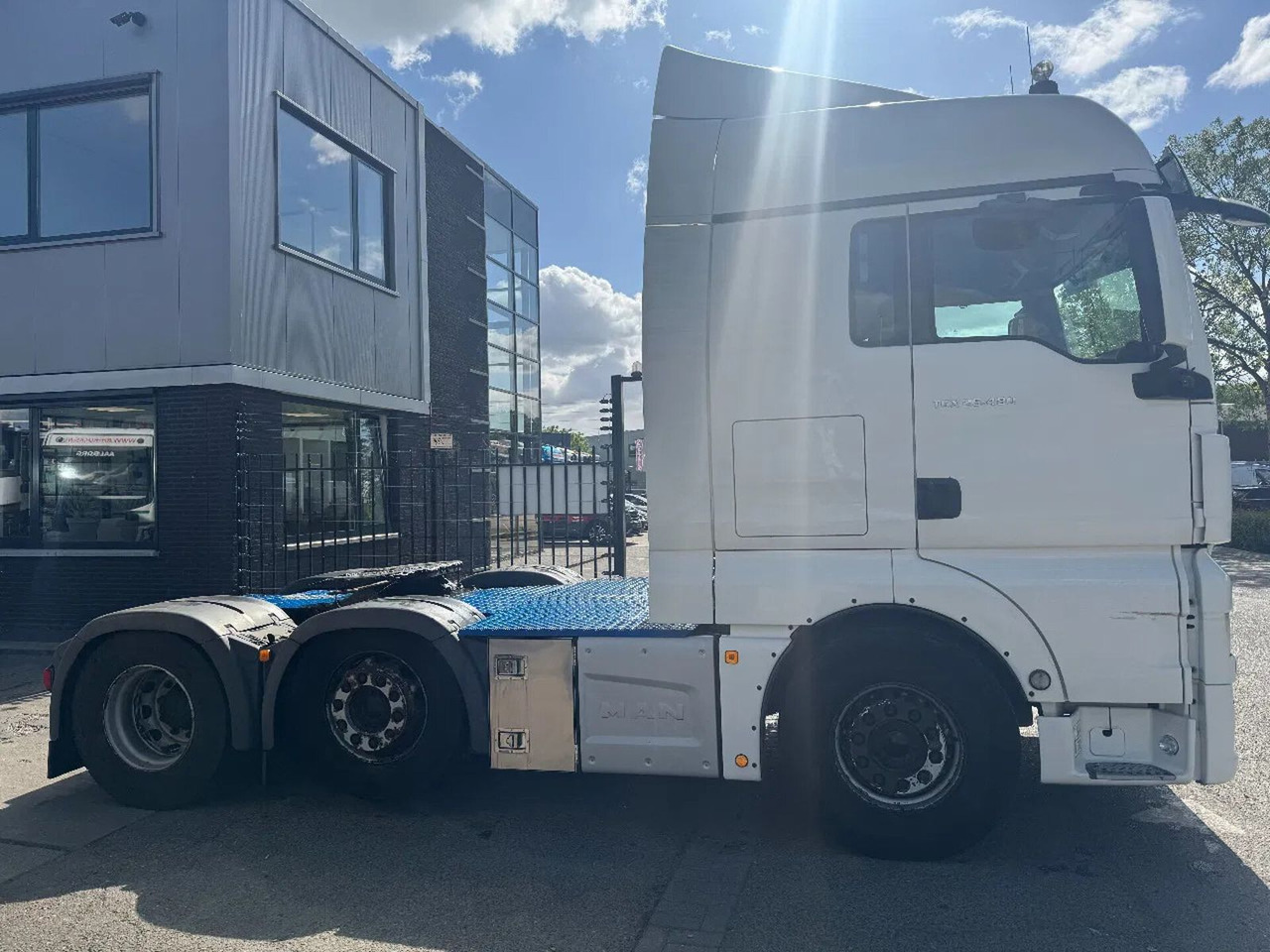 MAN TGX 26.480 6X2 EURO 6 SPOILERS AUTOMATIC - Tractor: foto 4 MAN TGX 26.480 6X2 EURO 6 SPOILERS AUTOMATIC - Tractor: foto 4