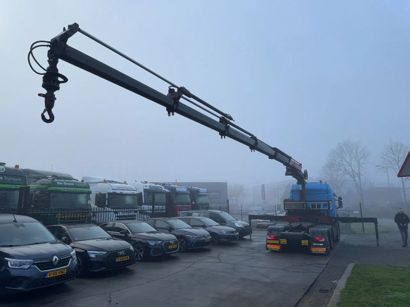 Scania P450 6X2 - EURO 6 + HMF 2620-K5 + REMOTE + LIFT AXLE - Tractor: foto 4 Scania P450 6X2 - EURO 6 + HMF 2620-K5 + REMOTE + LIFT AXLE - Tractor: foto 4