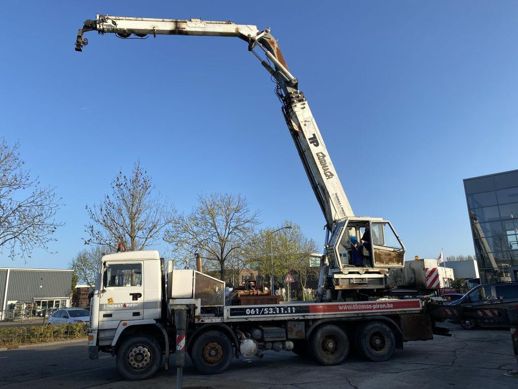 Volvo F 12 8X4 + CORMACH 87000 CRANE - 8.642 HOURS - Caminhão grua: foto 1 Volvo F 12 8X4 + CORMACH 87000 CRANE - 8.642 HOURS - Caminhão grua: foto 1