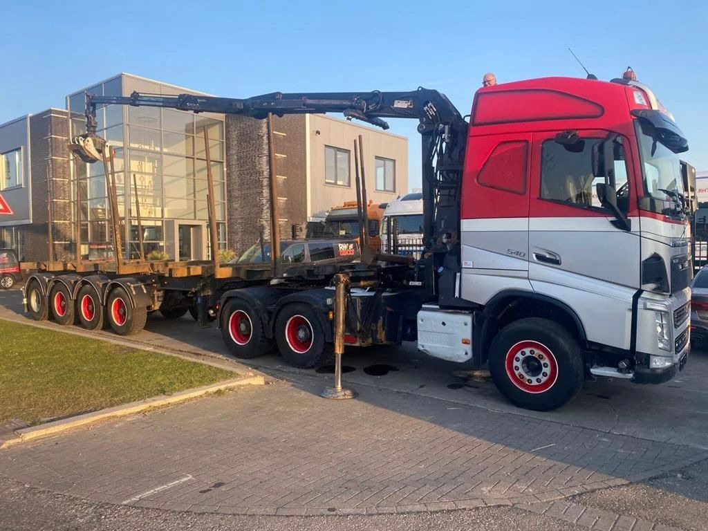 Volvo FH 540 6X4 EURO 6 + EPSILON S260Z96 + TRAILER 4 - Caminhão florestal, Caminhão grua: foto 2 Volvo FH 540 6X4 EURO 6 + EPSILON S260Z96 + TRAILER 4 - Caminhão florestal, Caminhão grua: foto 2