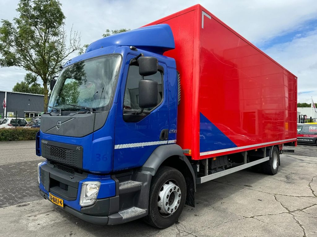 Volvo FL 250 4X2 EURO 6 DHOLLANDIA - Caminhão furgão: foto 1 Volvo FL 250 4X2 EURO 6 DHOLLANDIA - Caminhão furgão: foto 1